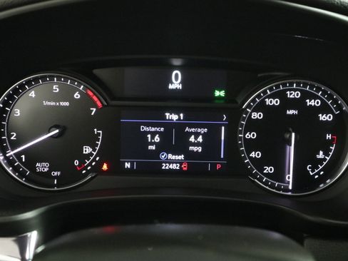 Used 2023 Cadillac XT4 Luxury w/ Cold Weather Package FWD image 18