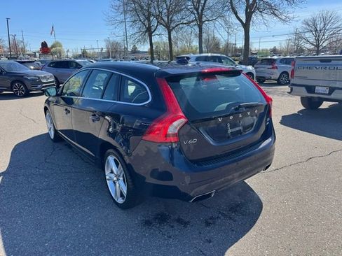 Used 2016 Volvo V60 T5 Premier image 5