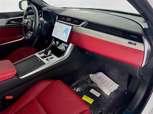 New 2024 Jaguar XF R-Dynamic SE image 30