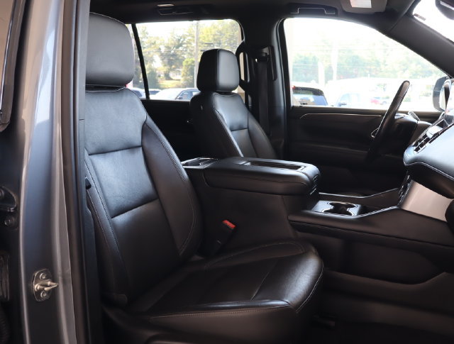 Used 2021 Chevrolet Suburban Z71 w/ Luxury Package AWD/4WD image 49