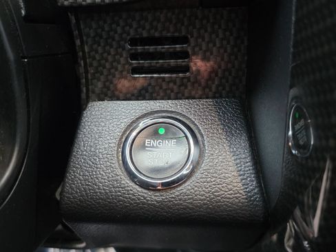 Used 2017 Ford F250 Lariat w/ Lariat Ultimate Package AWD/4WD image 19