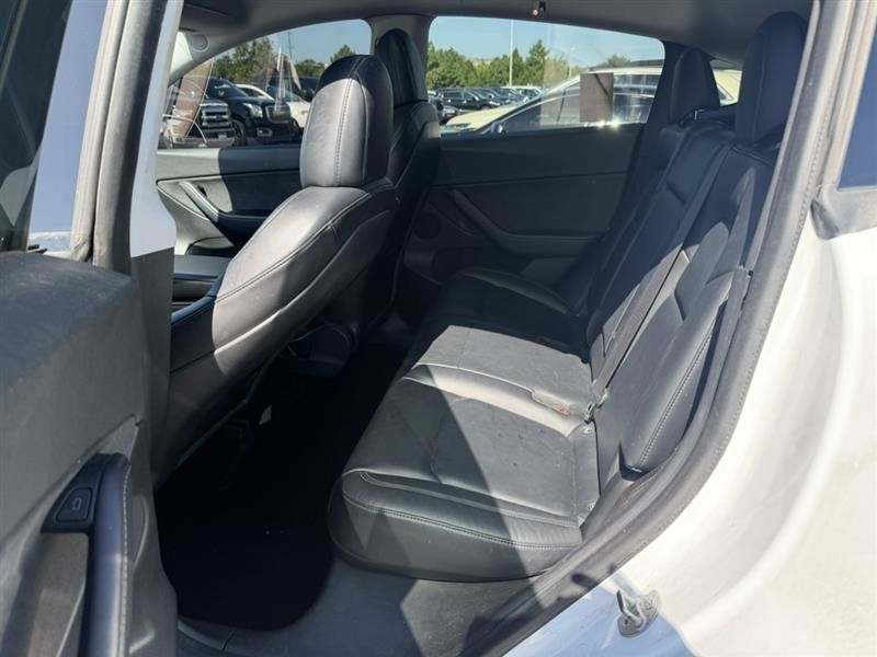 Used 2021 Tesla Model Y Long Range AWD/4WD image 13