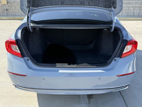 Used 2021 Honda Accord Touring image 15