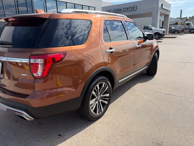 Used 2017 Ford Explorer Platinum AWD/4WD image 10