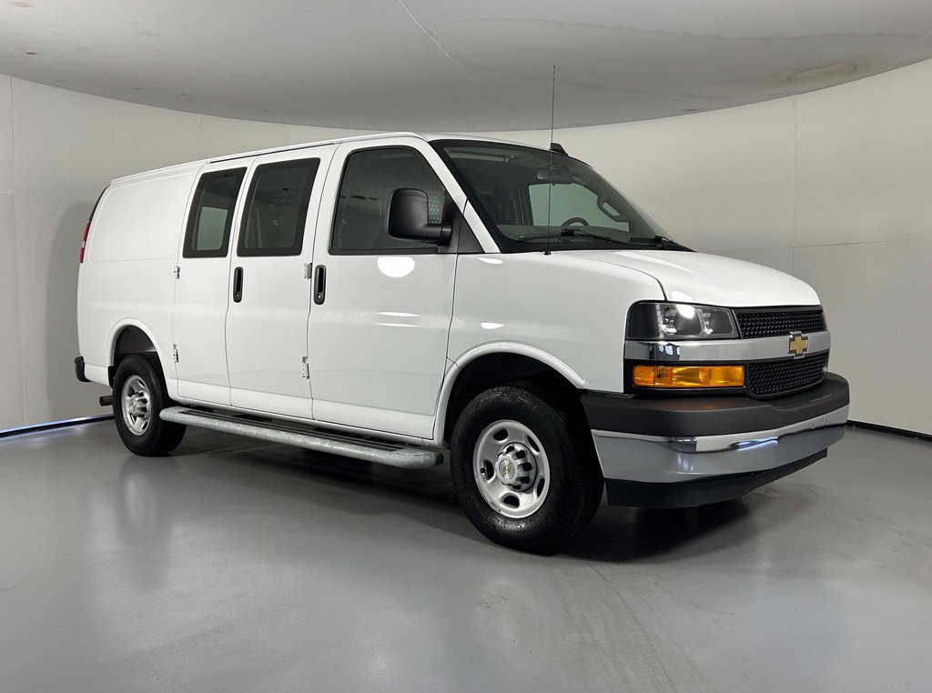 Used 2025 Chevrolet Express 2500 w/ Driver Convenience Package RWD image 1