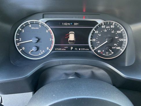 Used 2024 Nissan Rogue SV image 28