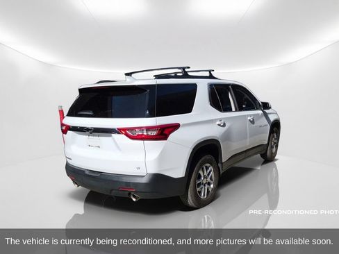 Used 2021 Chevrolet Traverse LT FWD image 6