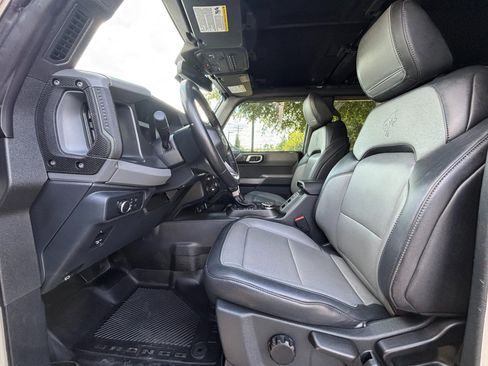 Used 2022 Ford Bronco Everglades AWD/4WD image 9