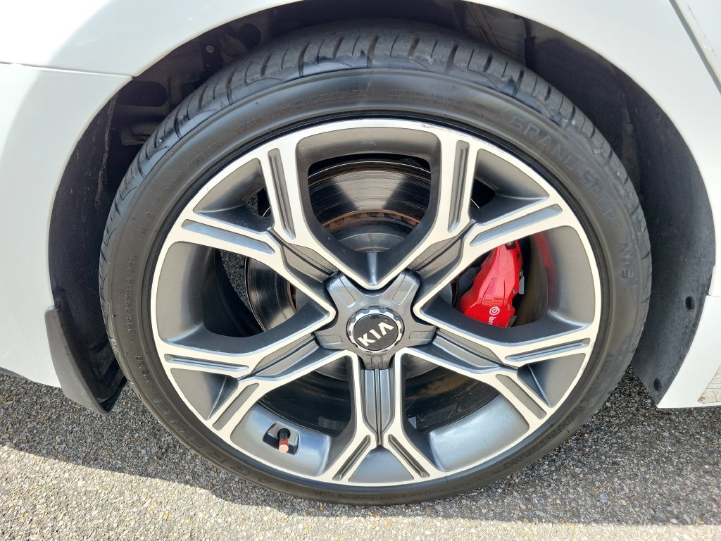 Used 2019 Kia Stinger GT2 RWD image 28