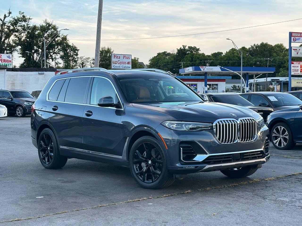 Used 2020 BMW X7 xDrive40i w/ Premium Package AWD/4WD image 3