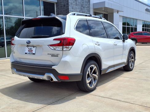 Used 2024 Subaru Forester Touring AWD/4WD image 25