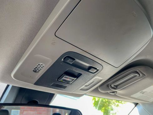 Used 2022 Toyota Camry SE FWD image 22