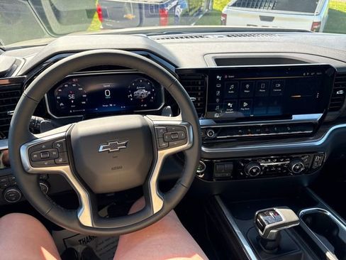 New 2026 Chevrolet Silverado 1500 RST w/ Dark Appearance Package AWD/4WD image 11