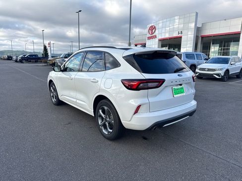 Used 2023 Ford Escape ST-Line w/ Equipment Group 301A image 6