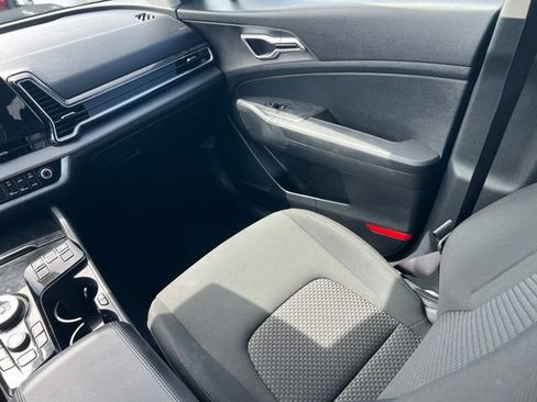 Certified 2023 Kia Sportage LX AWD/4WD image 11