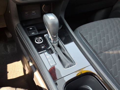 Certified 2024 Nissan Kicks SV FWD image 20