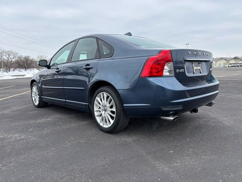 Used 2011 Volvo S40 T5 w/ Preferred Pkg image 6