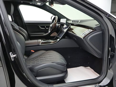 Used 2023 Mercedes-Benz S 580 4MATIC Sedan image 31