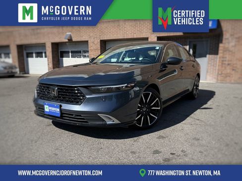 Used 2024 Honda Accord Touring image 1