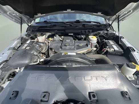 Used 2016 RAM 3500 Laramie image 29