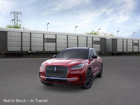 New 2026 Lincoln Corsair Grand Touring image 2