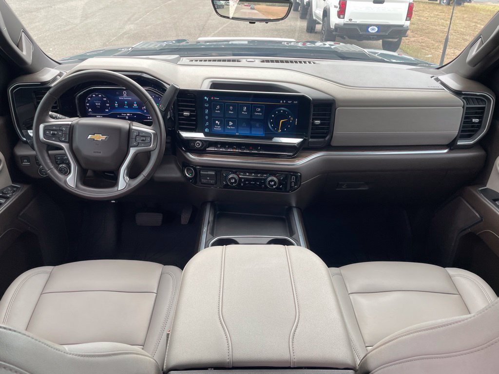 Used 2024 Chevrolet Silverado 3500 LT w/ Texas Edition AWD/4WD image 32