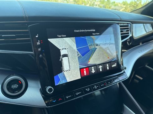 Used 2023 Jeep Grand Wagoneer Series III w/ Rear-Seat Entertainment Group image 29