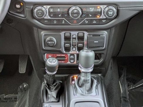 New 2026 Jeep Wrangler Unlimited Rubicon AWD/4WD image 19