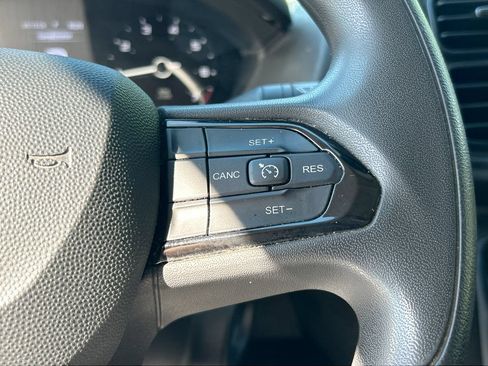 Used 2023 RAM ProMaster 2500 FWD image 17