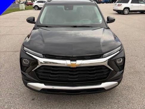 Used 2026 Chevrolet TrailBlazer LT AWD/4WD image 9