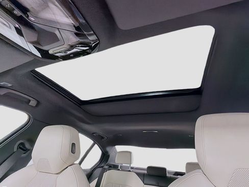 New 2026 BMW 530i xDrive w/ M Sport Package image 15