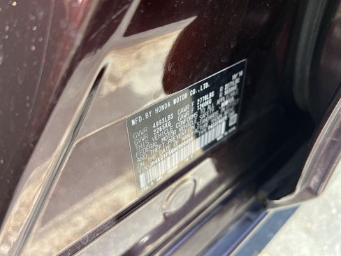 Used 2017 Acura RLX w/ Technology Package FWD image 32