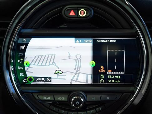 Used 2020 MINI Cooper 2-Door Hardtop FWD image 18