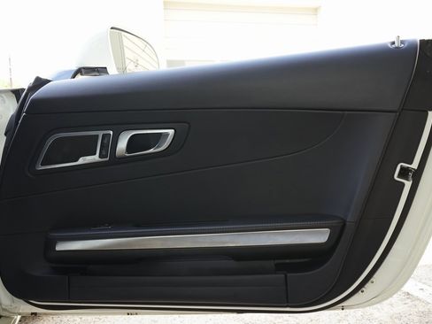 Used 2017 Mercedes-Benz AMG GT Coupe image 20