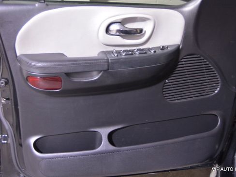 Used 2003 Ford F150 Harley-Davidson image 5