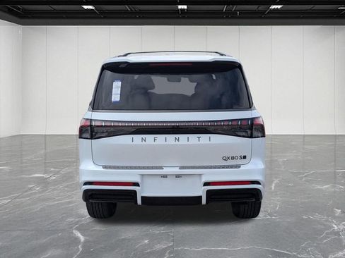 New 2026 INFINITI QX80 4WD w/ Sport Exterior Package image 4