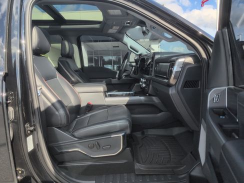 Used 2024 Ford F250 Lariat w/ Tremor Off-Road Package image 36