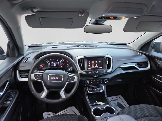 Used 2024 GMC Terrain SLE w/ LPO, Floor Liner Package FWD image 10