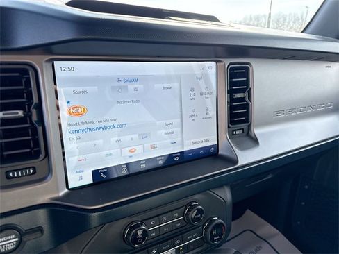 Used 2023 Ford Bronco Outer Banks image 23