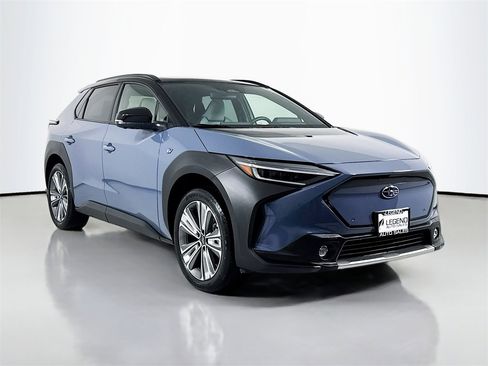 Used 2023 Subaru Solterra AWD image 3