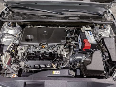 Used 2019 Toyota Camry SE FWD image 33