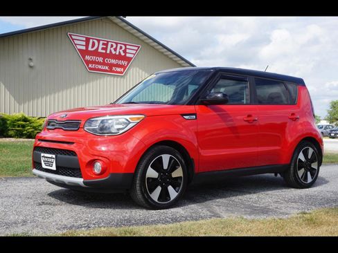 Used 2019 Kia Soul + image 1
