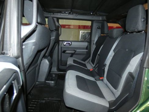 Used 2023 Ford Bronco Big Bend image 23