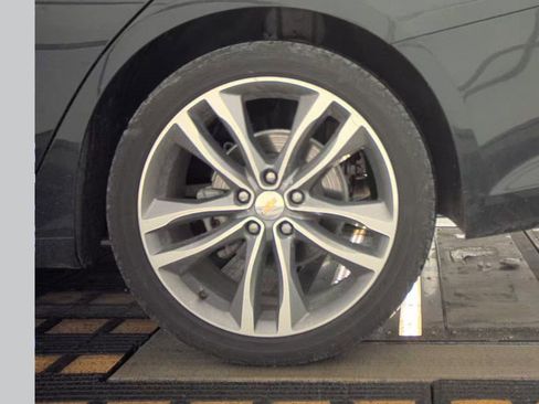 Used 2024 Chevrolet Malibu LT image 12