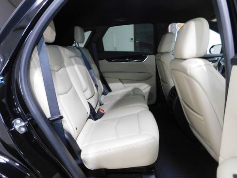 Used 2017 Cadillac XT5 FWD image 67