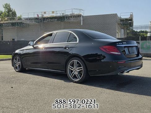 Used 2020 Mercedes-Benz E 350 4MATIC Sedan image 3