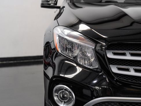 Used 2018 Mercedes-Benz GLA 250 4MATIC image 45