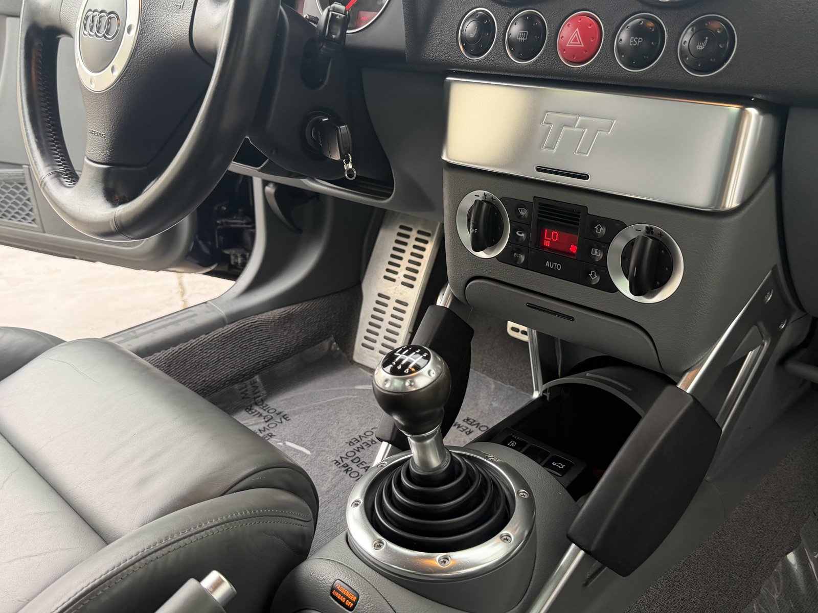 Used 2005 Audi TT 1.8T AWD/4WD image 29