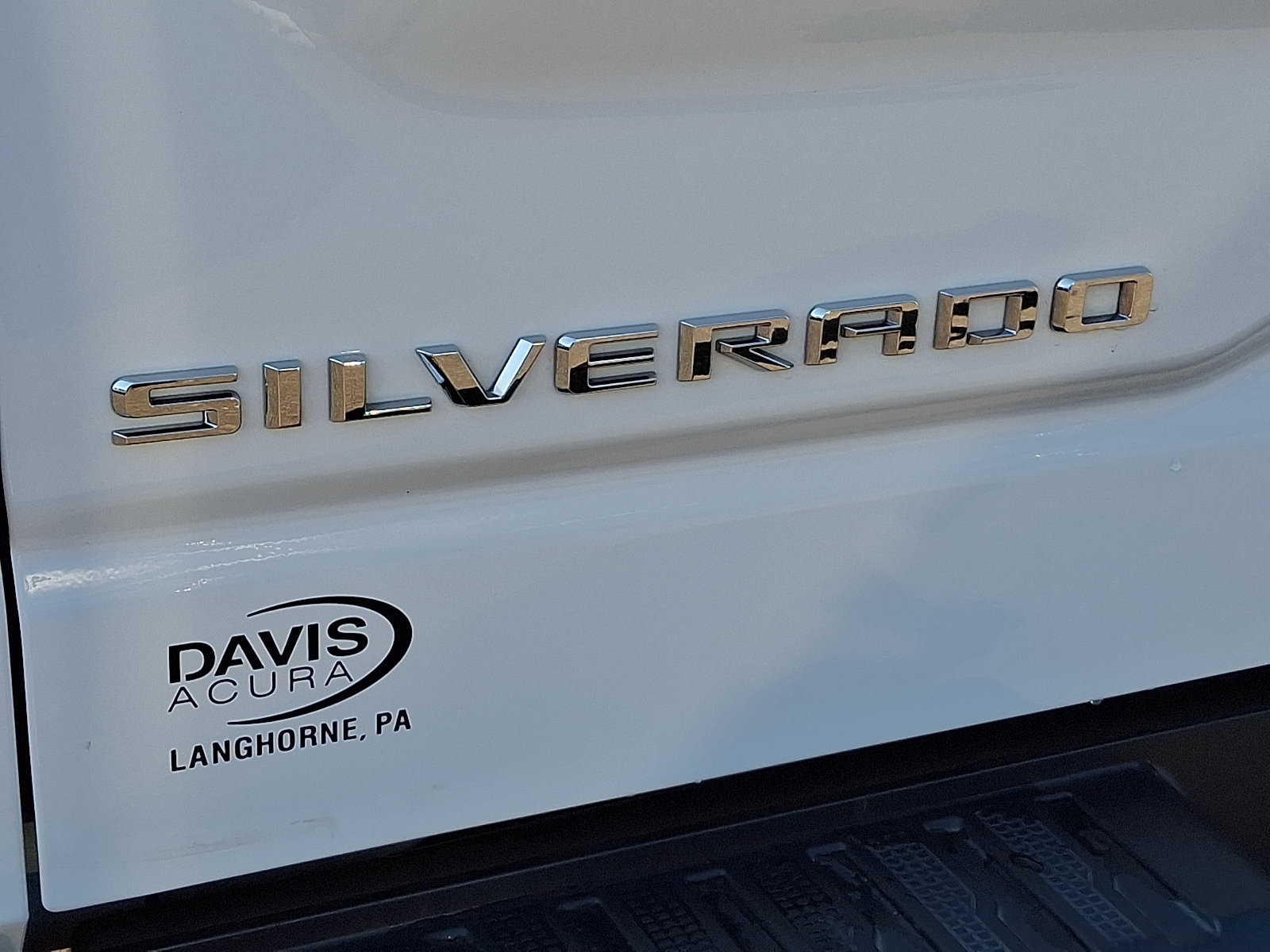 Used 2025 Chevrolet Silverado 1500 LT Trail Boss w/ Convenience Package II AWD/4WD image 33