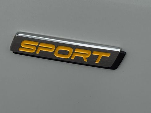 Used 2024 Subaru Crosstrek 2.5i Sport AWD/4WD image 8